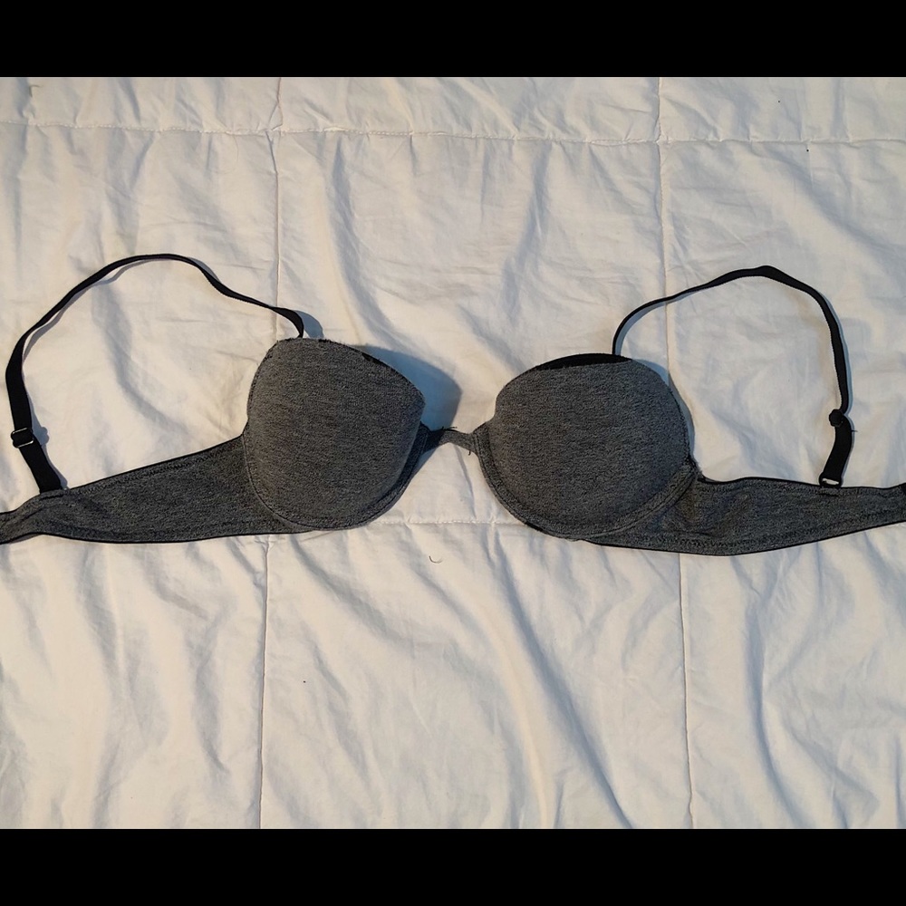 grey La Senza bra